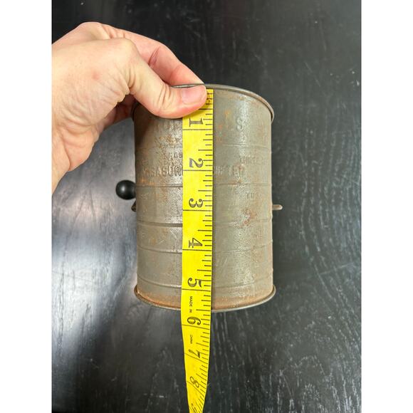 Vtg Metal Measuring Shifter- Bromwells- Rust, Handle- Turns- Farmhouse- Rustic - Picture 4 of 7